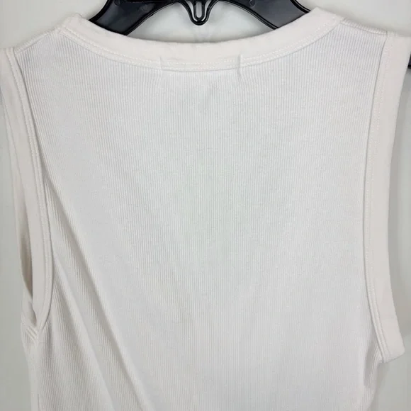 Perfectwhitetee Jordan U Neck Ribbed Tank Size M - Picture 6 of 10